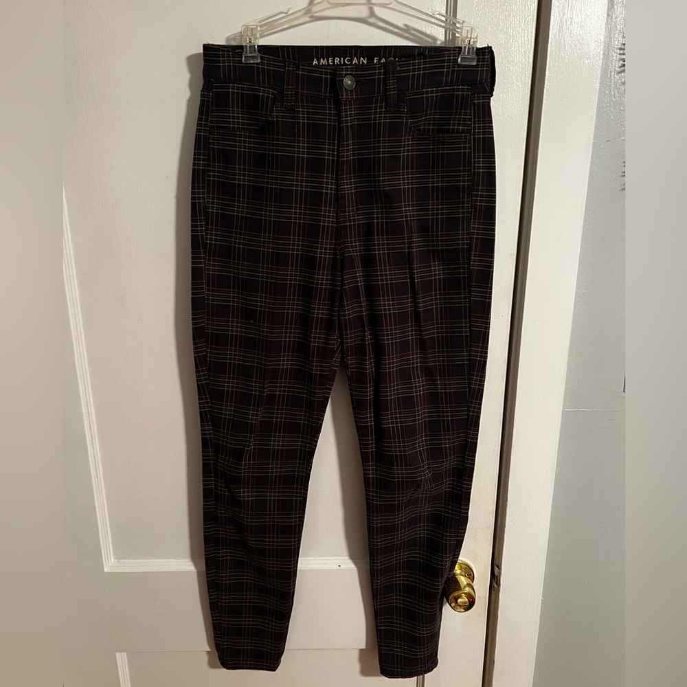 American Eagle Jeggings (rust, white and grey plaid)